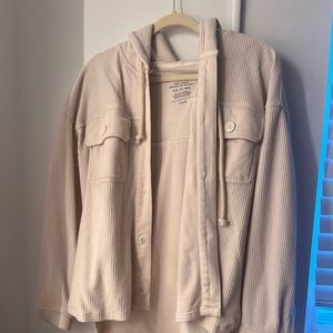 Cream American Eagle shacket